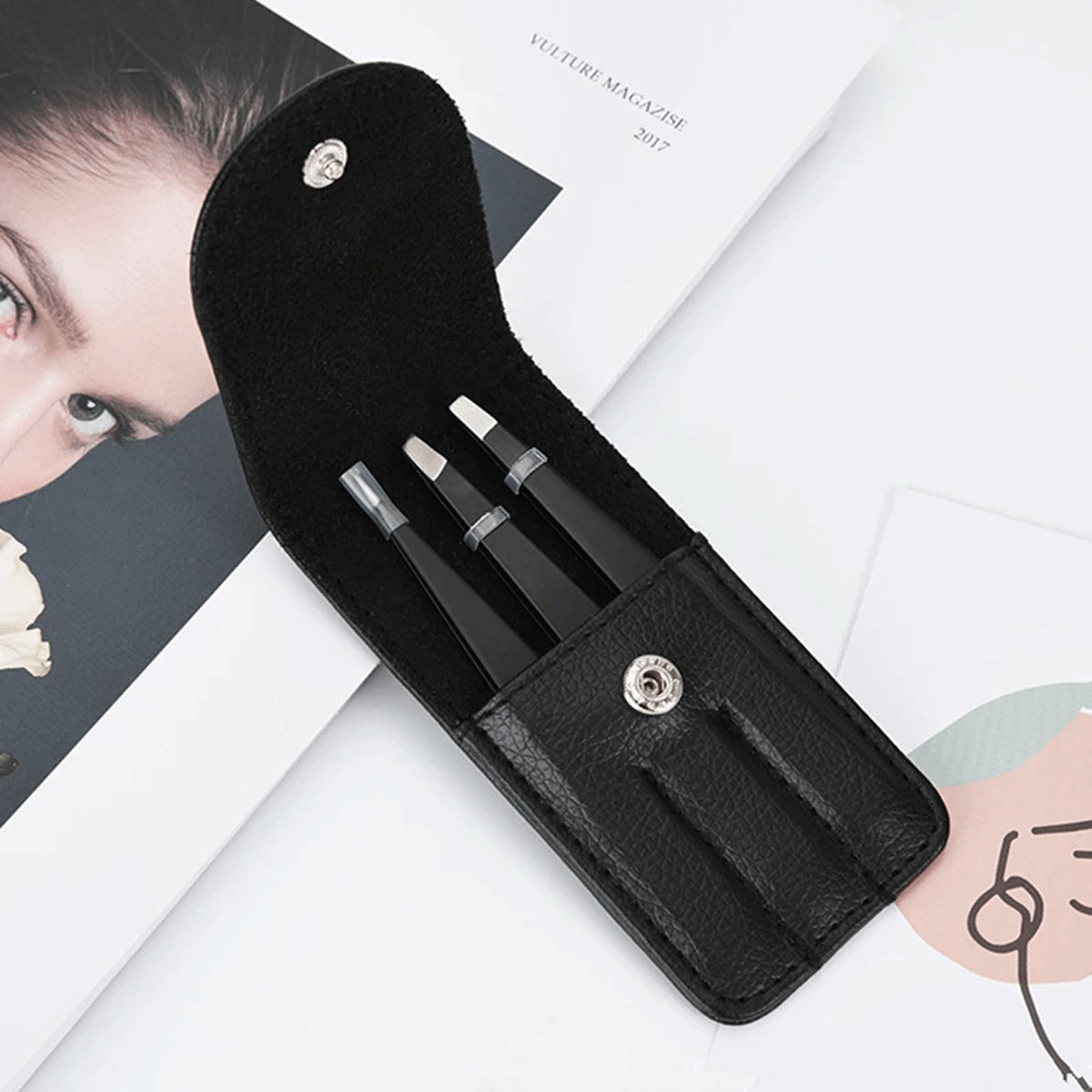 eyebrow-tweezer-set-with-case